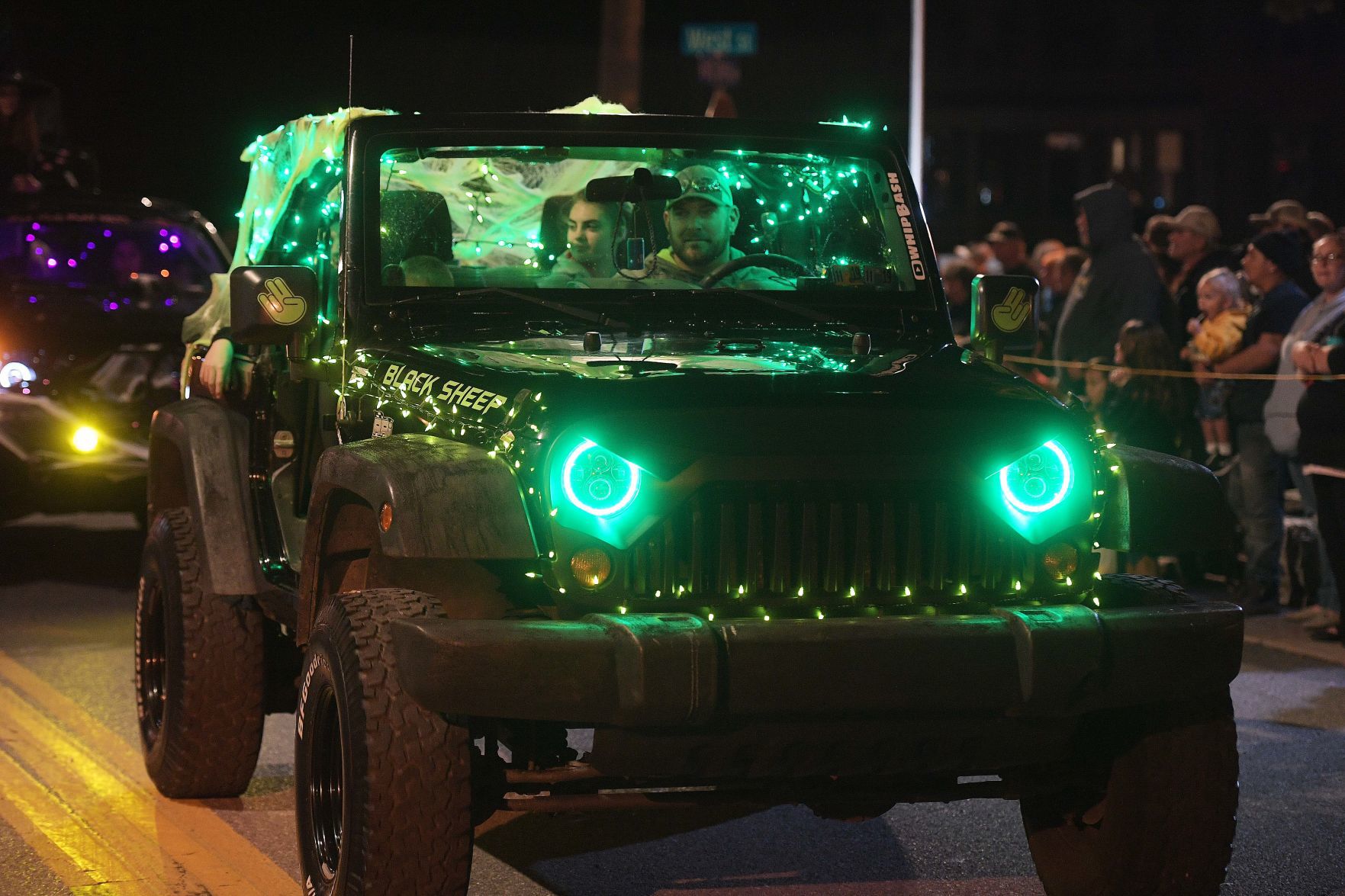 Newville Halloween Parade 31.JPG